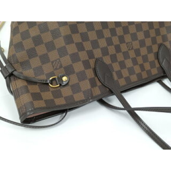 Louis Vuitton Damier Neverfull MM Tote Bag - Picture 6 of 10